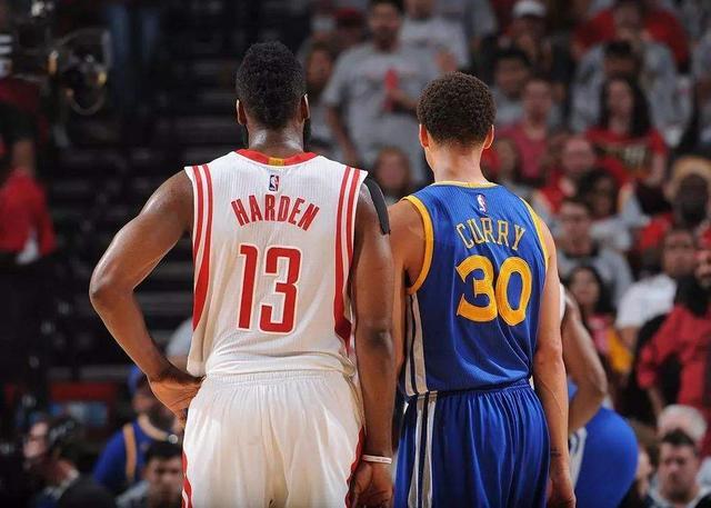 在两张牌内 在两张牌内